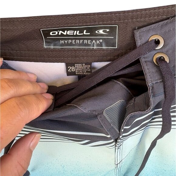 ONeill Hyperfreak Mens Boardshorts Blue Red Striped Size 28 Lightweight Quick-Dr - Picture 6 of 6